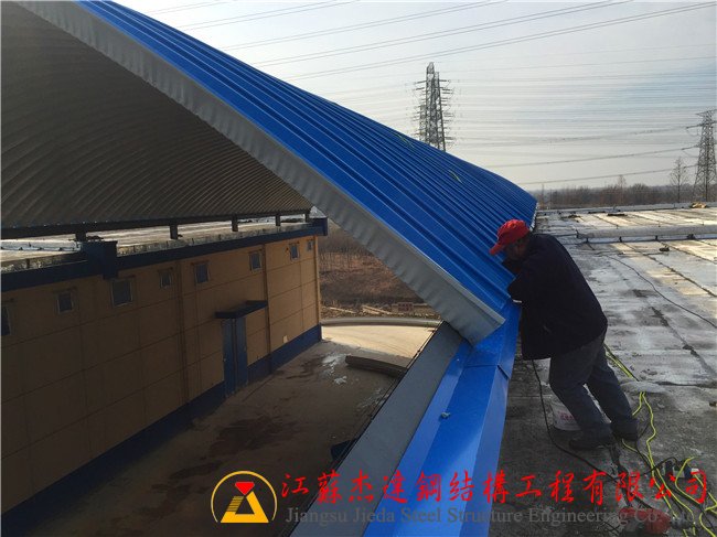什么是拱形屋頂？拱形屋頂用板材、機(jī)械咬口鎖邊